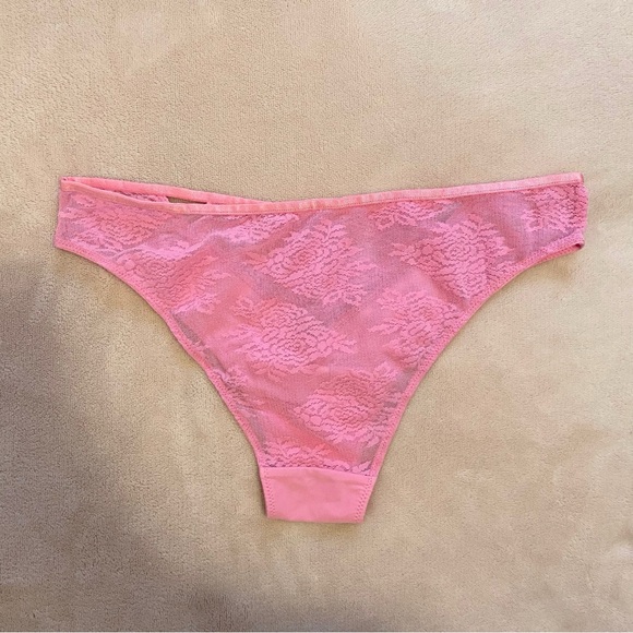 Savage X Fenty Pink Lace Keyhole Panty - Picture 4 of 4